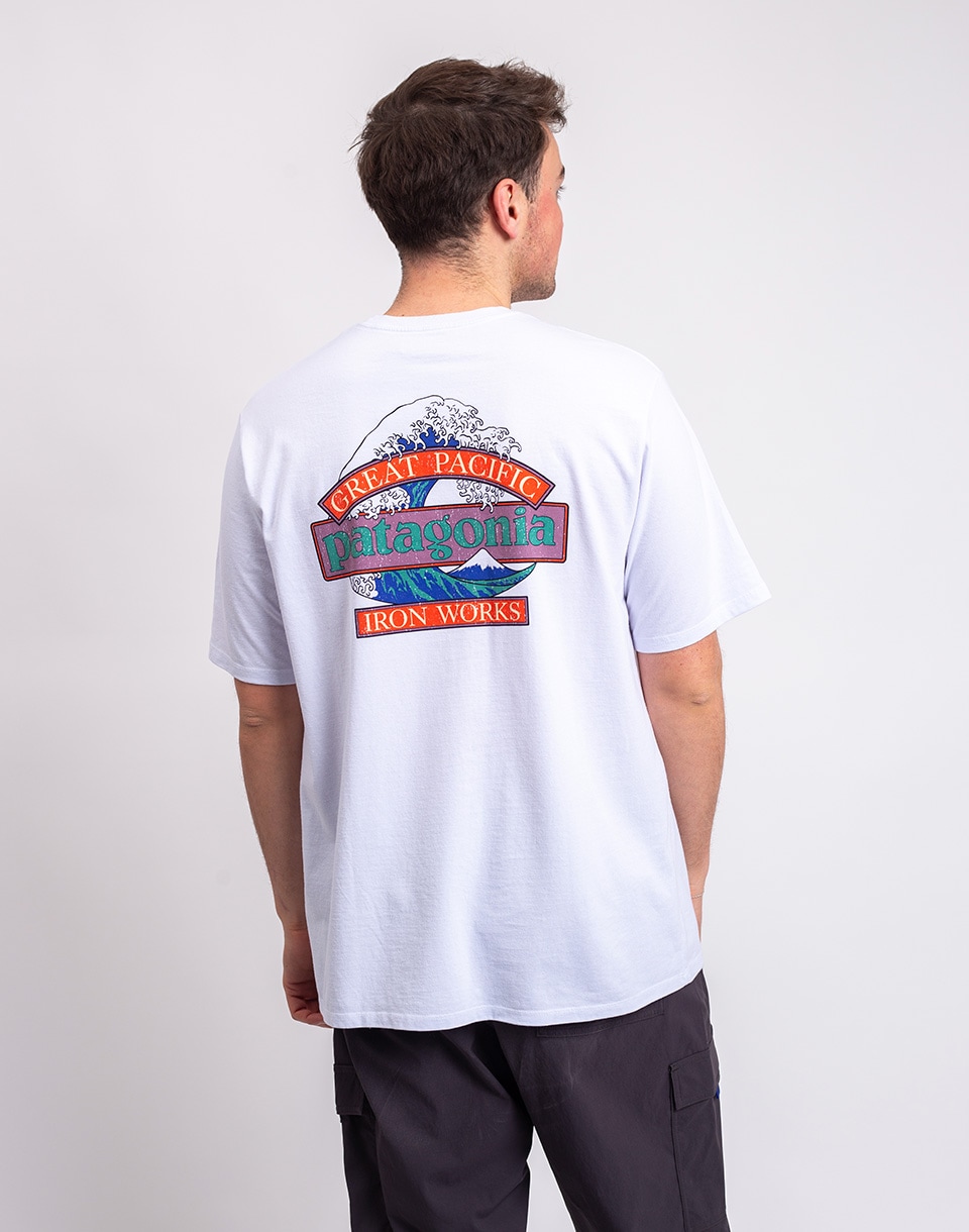 Patagonia M's Great Waves Responsibili-Tee® White S