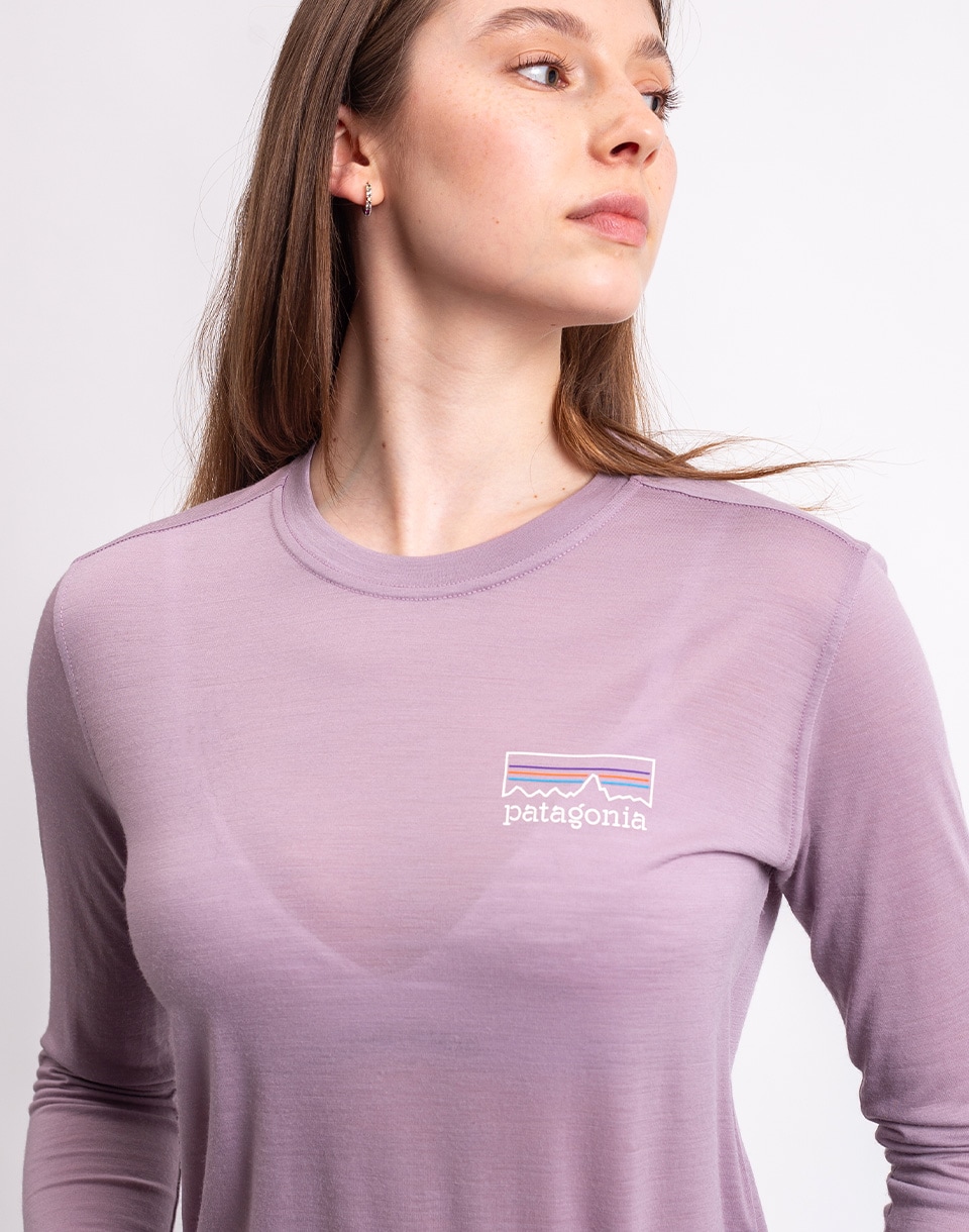 Patagonia W's L/S Capilene® Cool Merino Blend Graphic Shirt Fitz Roy Strata: Quiet Violet M