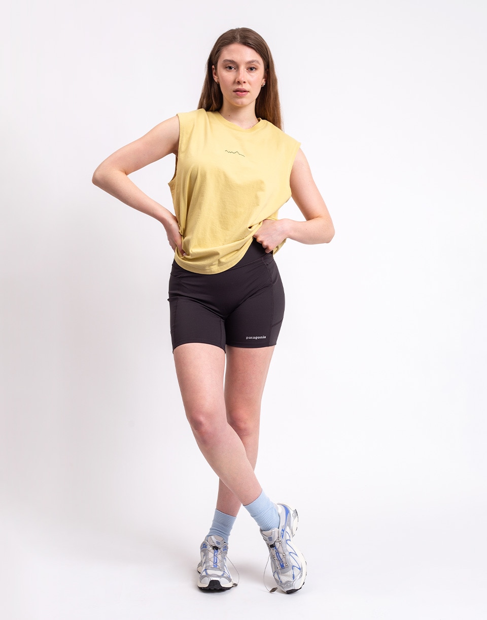 Patagonia W's Endless Run Shorts - 6" Black L