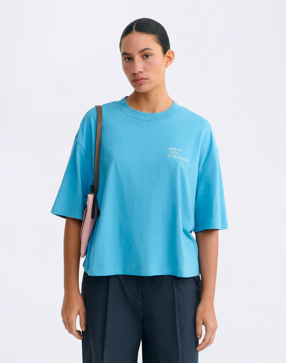 Thinking MU Omnia Sol Dark Dusk Lena Tee BLUE M