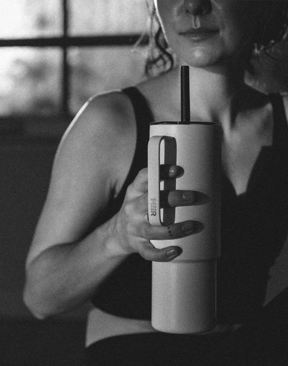 MiiR All Day Straw Cup 1l Black