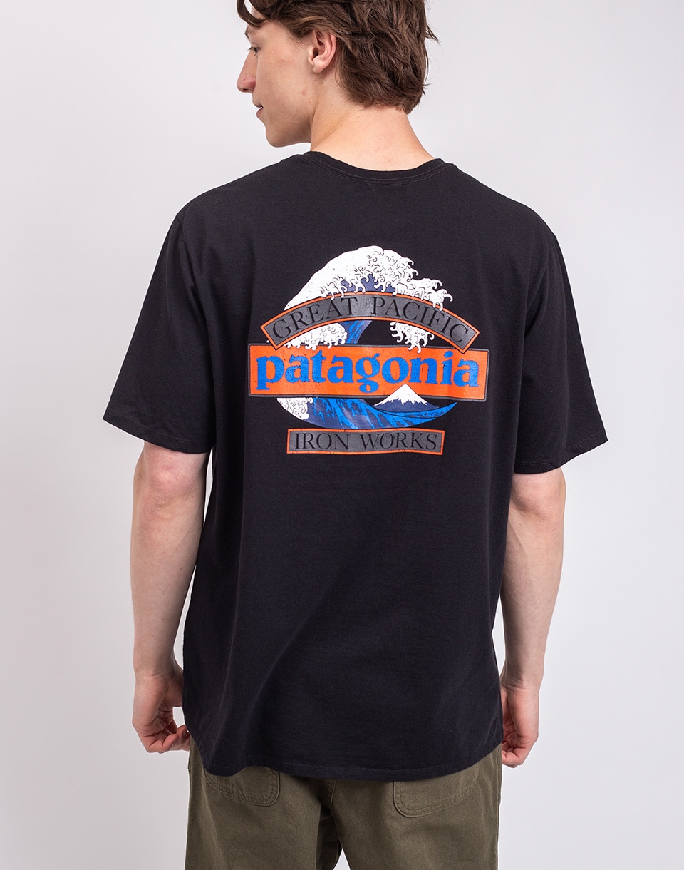 Patagonia M's Great Waves Responsibili-Tee Black M
