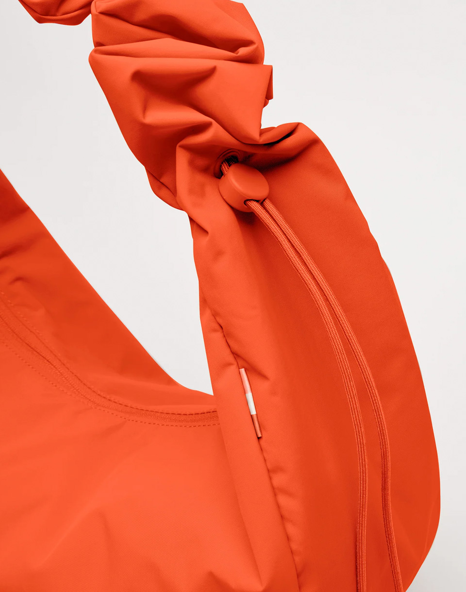 Got Bag Moon Bag Ruffle hot coral