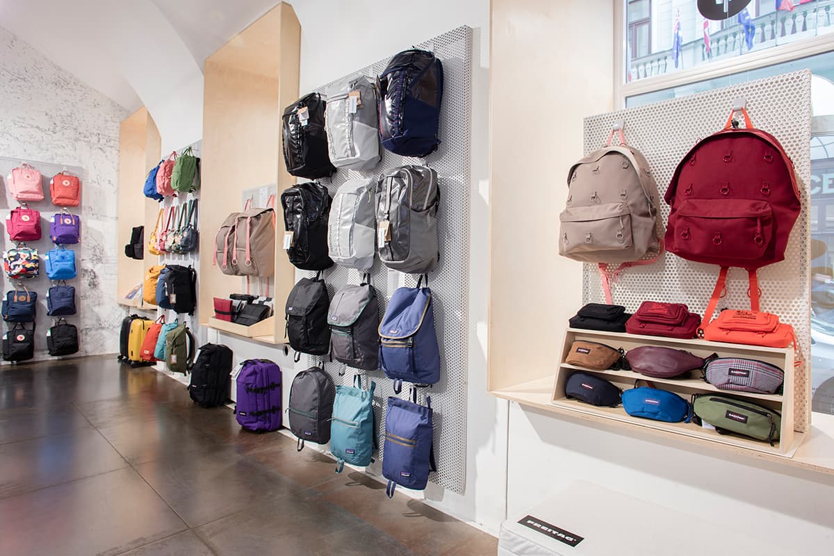 backpack shop