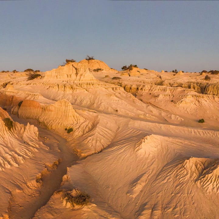 The Australian Bucket List Mungo National Park