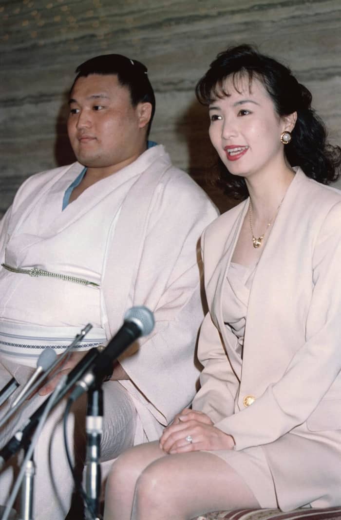 フォトギャラリー1枚目 貴乃花と景子夫人は、ともに注目を浴びるほど