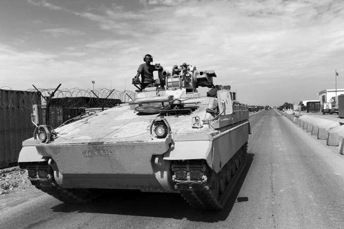 最前線で戦火を交える 激レア 戦車 戦闘機 攻撃ヘリ FRIDAYデジタル
