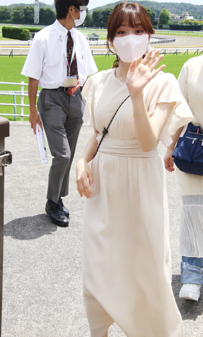 写真袋　流出 フォトギャラリー7枚目 「プライドが高い」「音声流出騒動後も干されてない」テレ東京退社報道の森香澄アナ「本当の社内評判」 | FRIDAYデジタル