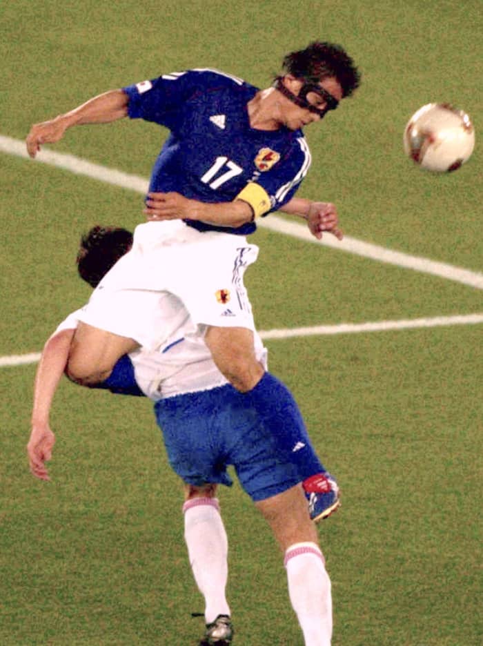 宮本恒靖 本人使用フェイスガード 鼻を折ってしまったのは僕