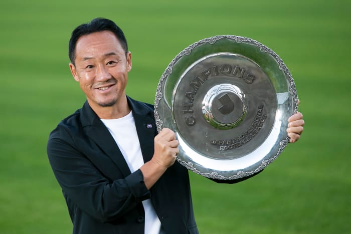 2ページ目)FC町田ゼルビア・黒田剛監督が明かす″名将の仕事術 2ページ目)FC町田ゼルビア・黒田剛監督が明かす″名将の仕事術