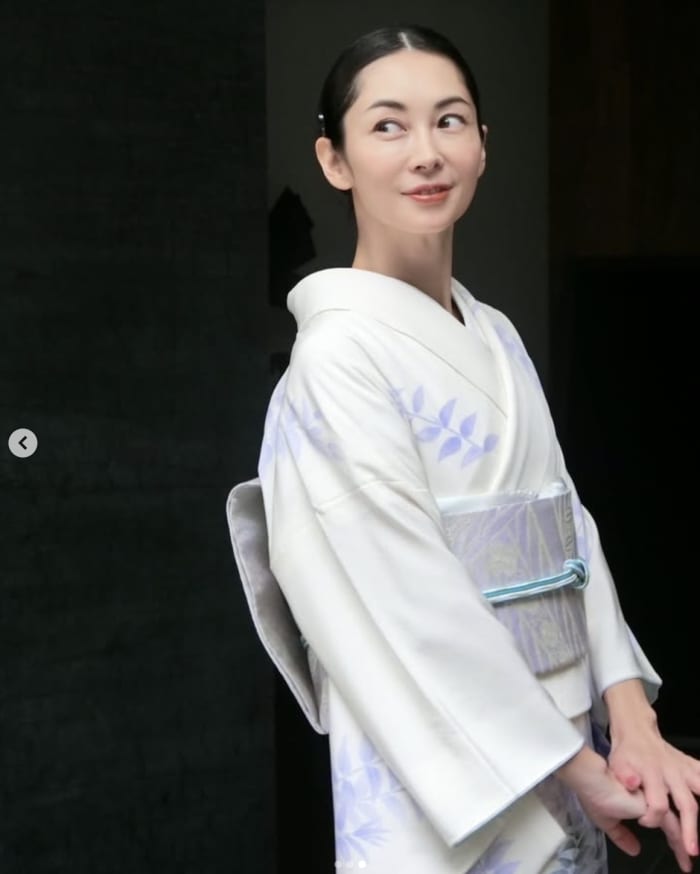 5ページ目）和装姿に驚きの声…47歳の伊東美咲『電車男』のエルメス役