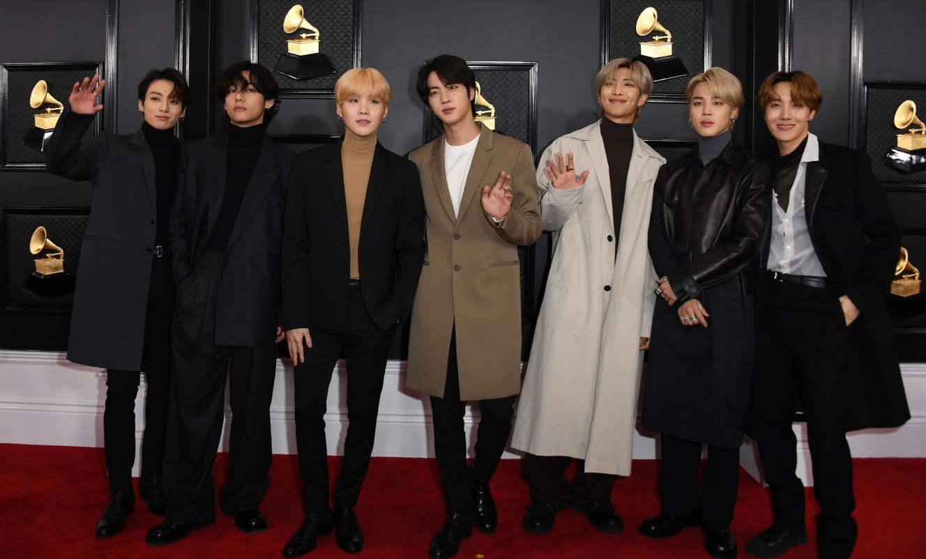 世界中で人気の『BTS』。最近では高身長が必須という風潮は減りつつあるようだ/写真 アフロ