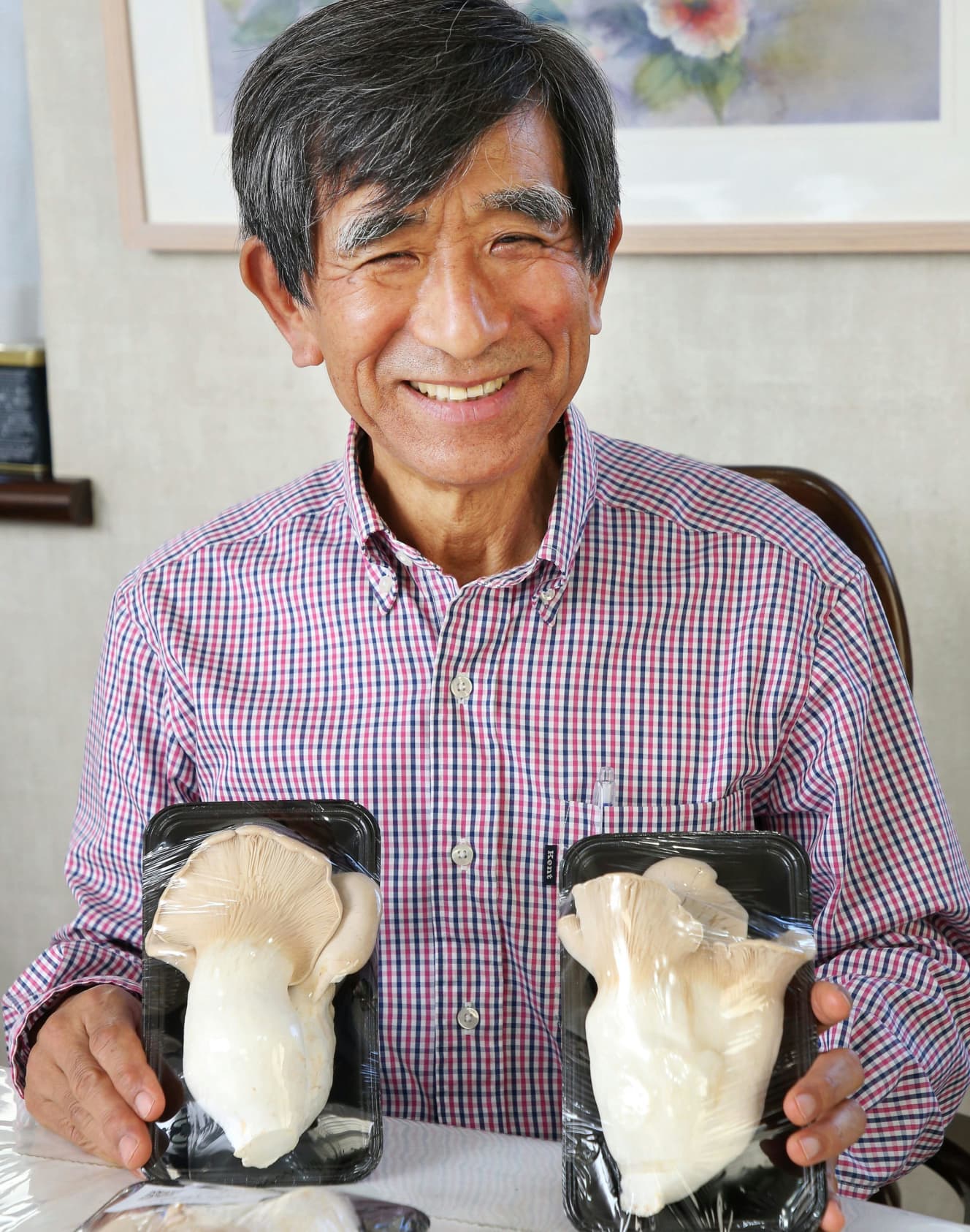 『きのこ博士』として知られる川合さん。「キッコーマン」の社員時代から40年以上も研究を続けている(撮影:濱﨑慎治)