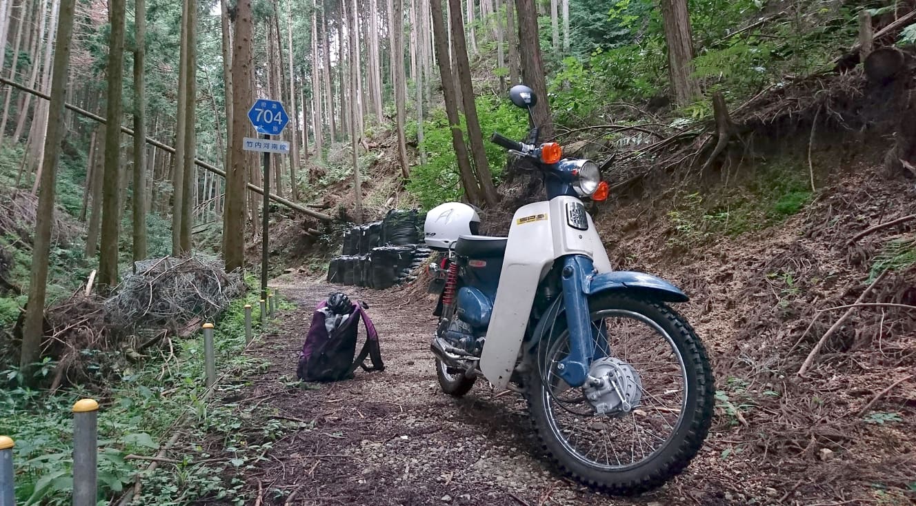 奈良県道・大阪府道704号［奈良県葛城市～大阪府南河内郡河南町］