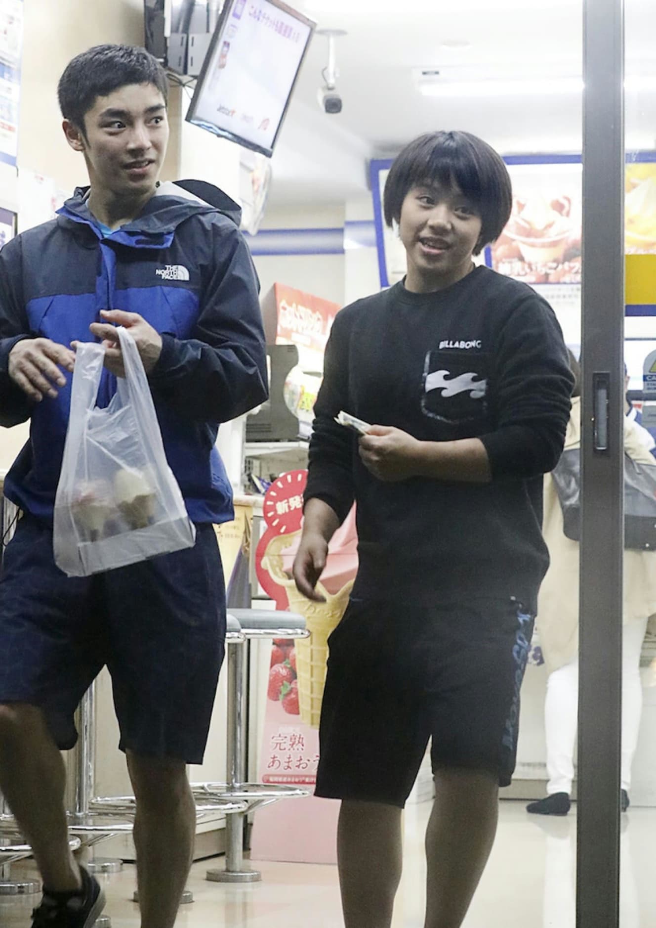 体操界のWエース・白井健三&村上茉愛も。18年4月撮影
