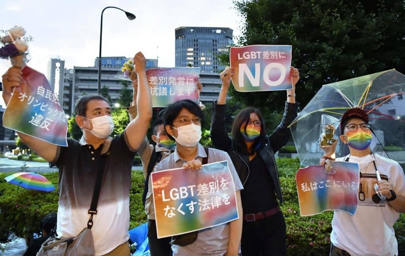 与野党合意で成立に向かっていた「LGBT法案」が頓挫している。自民議員の差別発言に抗議するオンライン署名活動、24時間シットインが行われた。LGBTの人権を守る法案が通らない本当の理由は… 　写真：時事通信