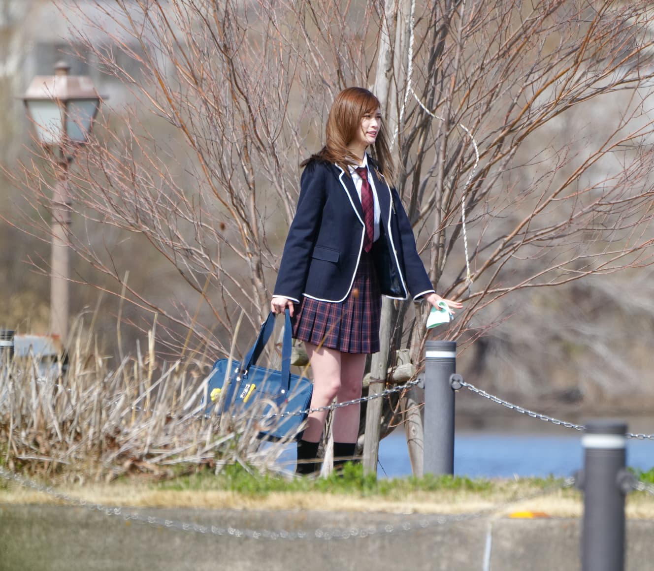 本誌未掲載カット 生見愛瑠 映画『モエカレはオレンジ色』の撮影中のめるるを越谷で発見