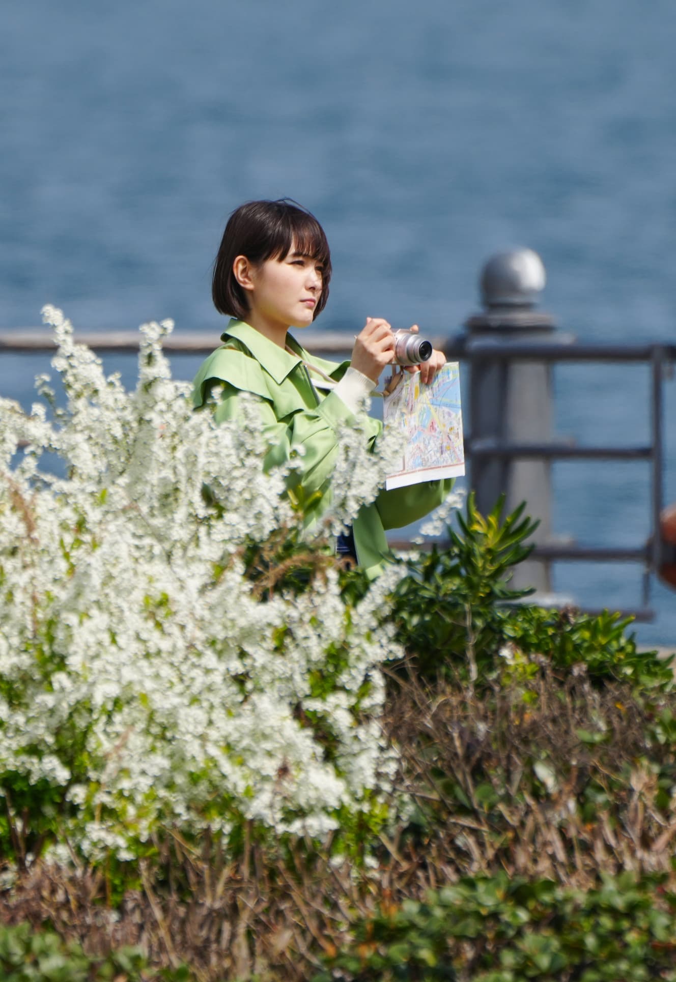 本誌未掲載カット 葵わかな ドラマ撮影中の葵わかなを横浜で発見