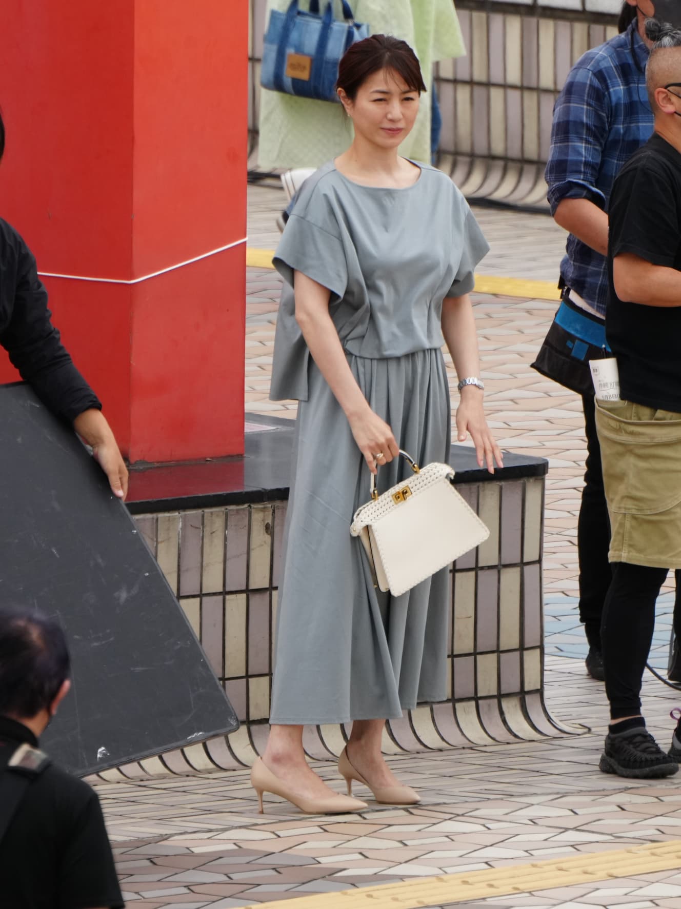 本誌未掲載カット 井川遥 上野でドラマ撮影中の井川遥を発見