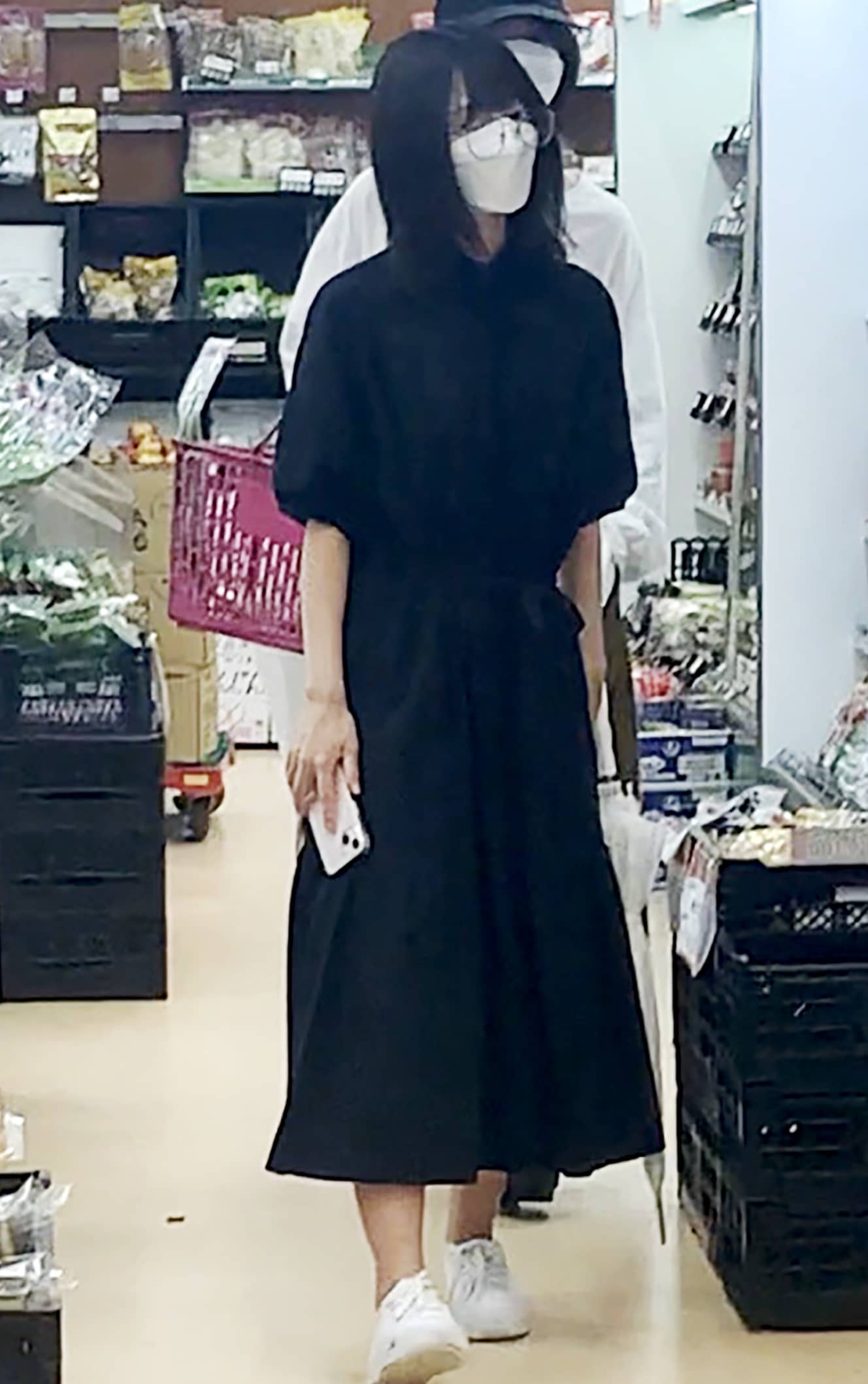 FRIDAYに世古口凌(25・奥)との半同棲を撮られた際は「ストーカーから匿ってもらった」と弁明