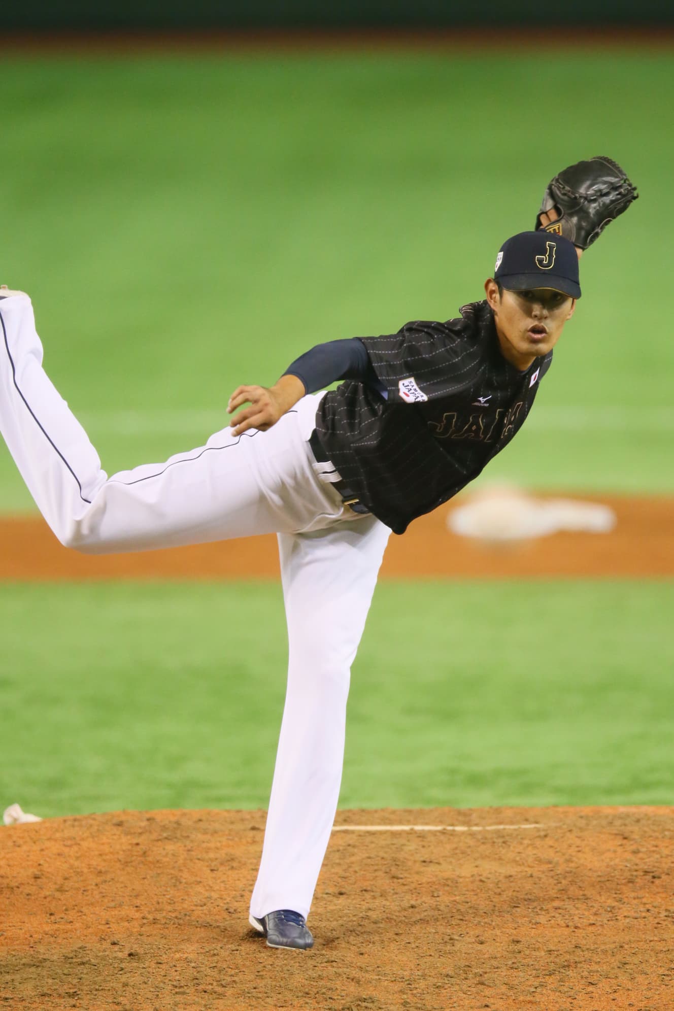 14年11月に行われた日米野球では日本代表に選ばれた井納(画像:アフロ)