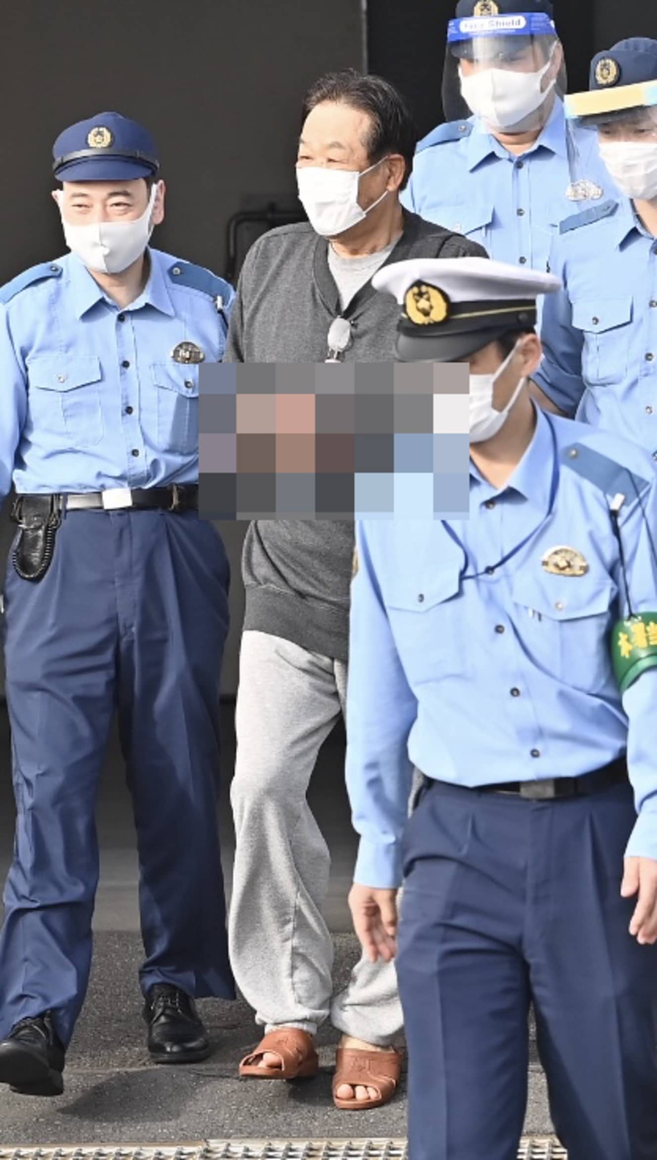 羽田空港で女性検査員に暴行した疑いで逮捕された村田さん（画像は一部加工しています）