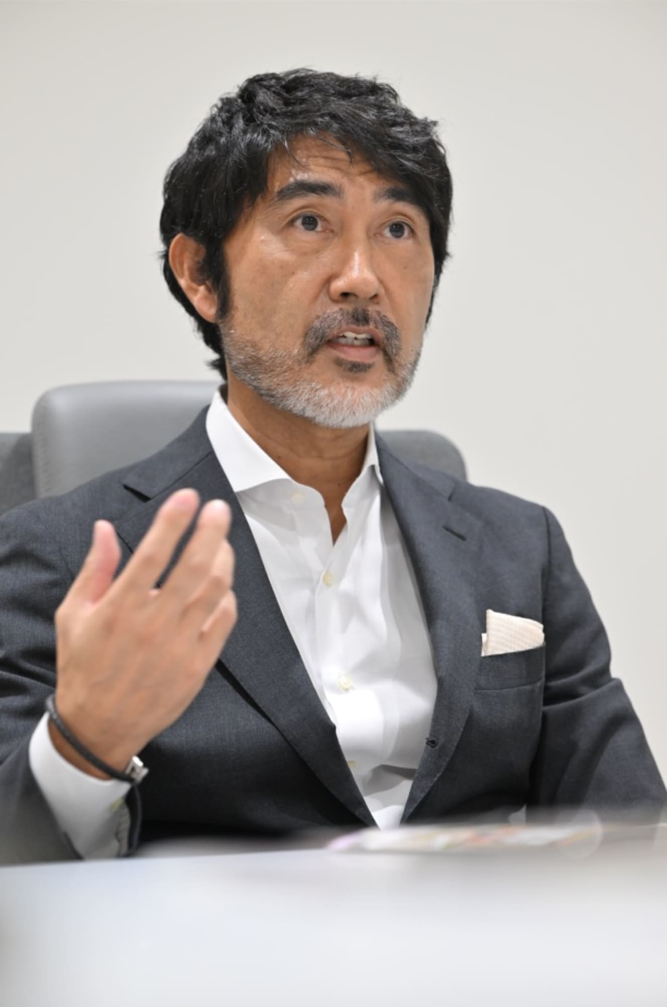 取材に応じた遠藤航の代理人・遠藤貴氏。物腰柔らかな話し口調が印象的だった