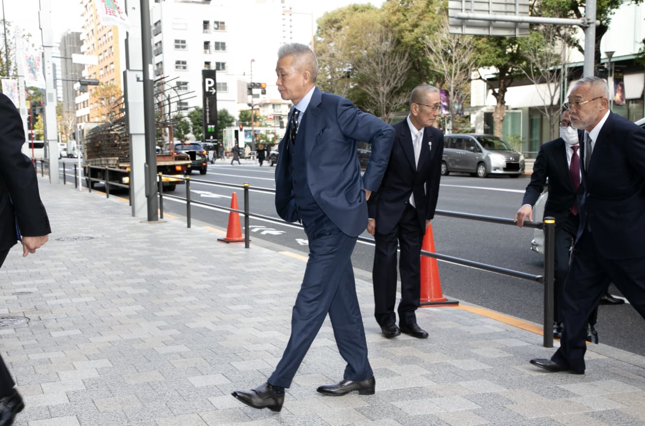 【画像】「六代目山口組」最高幹部が真っ昼間の「六本木」に現れたワケ