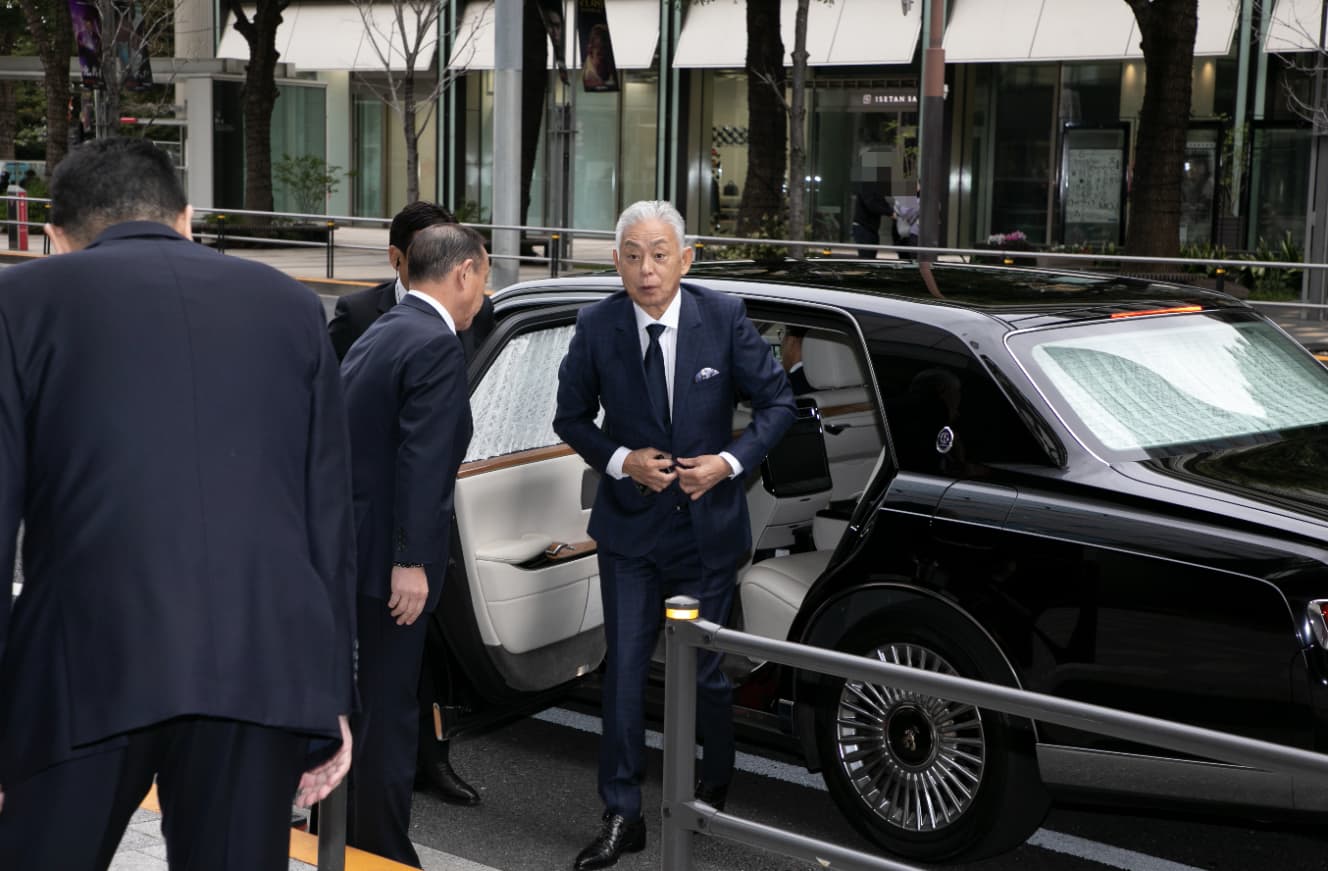 【画像】「六代目山口組」最高幹部が真っ昼間の「六本木」に現れたワケ