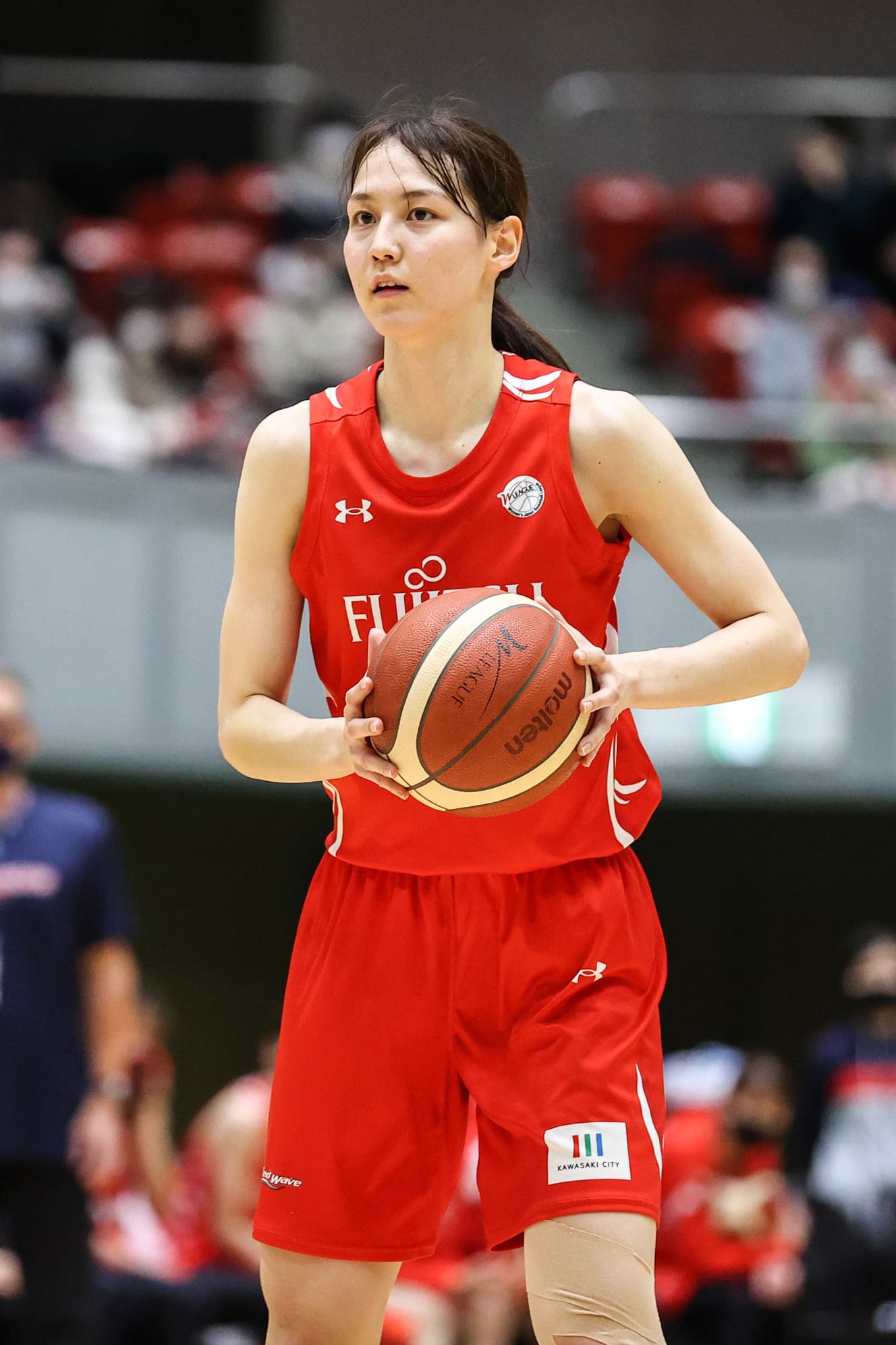 富士通女子バスケットボール部で活躍していたときの真美子さん