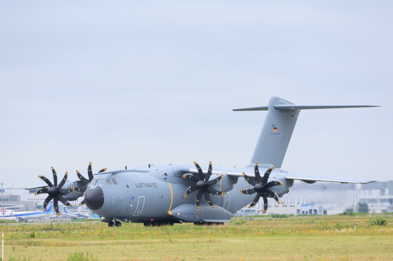 ドイツ空軍のA400M輸送機。エアバス子会社のエアバス・ミリタリー社が開発した輸送機で’07年に生産が開始され、’13年より運用が開始された。欧州各国が運用している