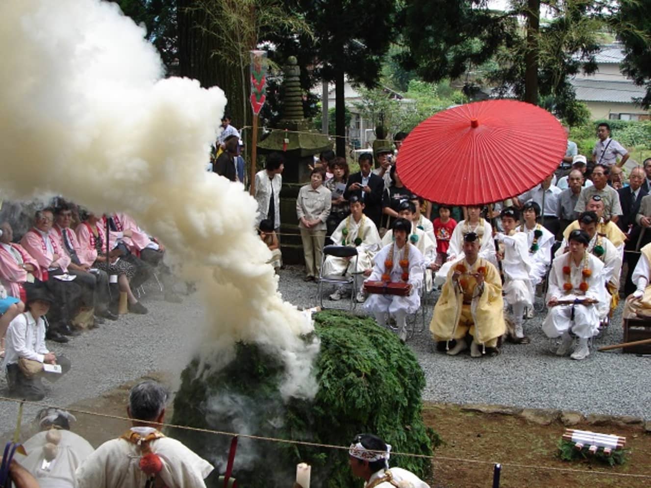 村山古道の入山式は京都・聖護院の山伏が執行する