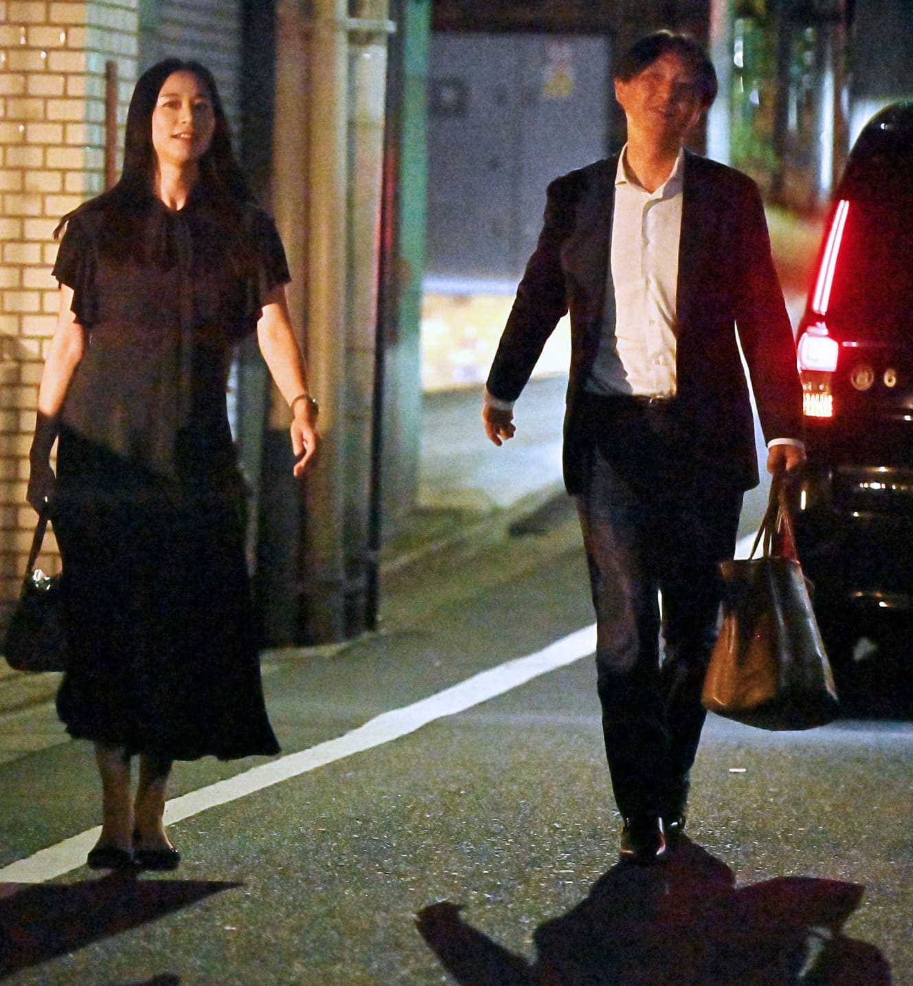 本誌未掲載カット　三浦瑠麗氏 維新の会ホープと二人で高級鮨を堪能した夜