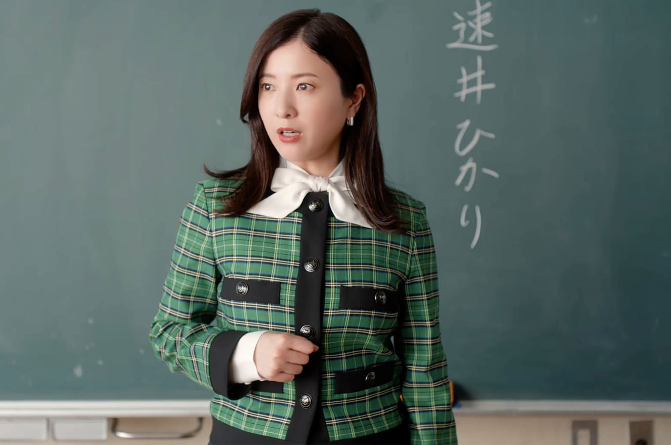 吉高由里子を起用したCM「ヨシタカ先生」シリーズで、J:COM MOBILEは高い認知度を獲得した（写真は同社HPより引用）