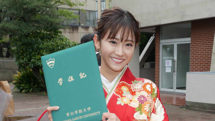 テレビ東京アナウンサー 嶺百花 直筆サイン入り色紙 宛名入り 6534e70d20de1dc8853c201fd3978b
