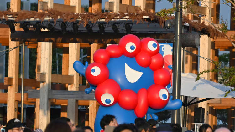 開場2時間前に並んでも遅い」…会場でもWEBでも行列、閉幕1ヵ月の関西