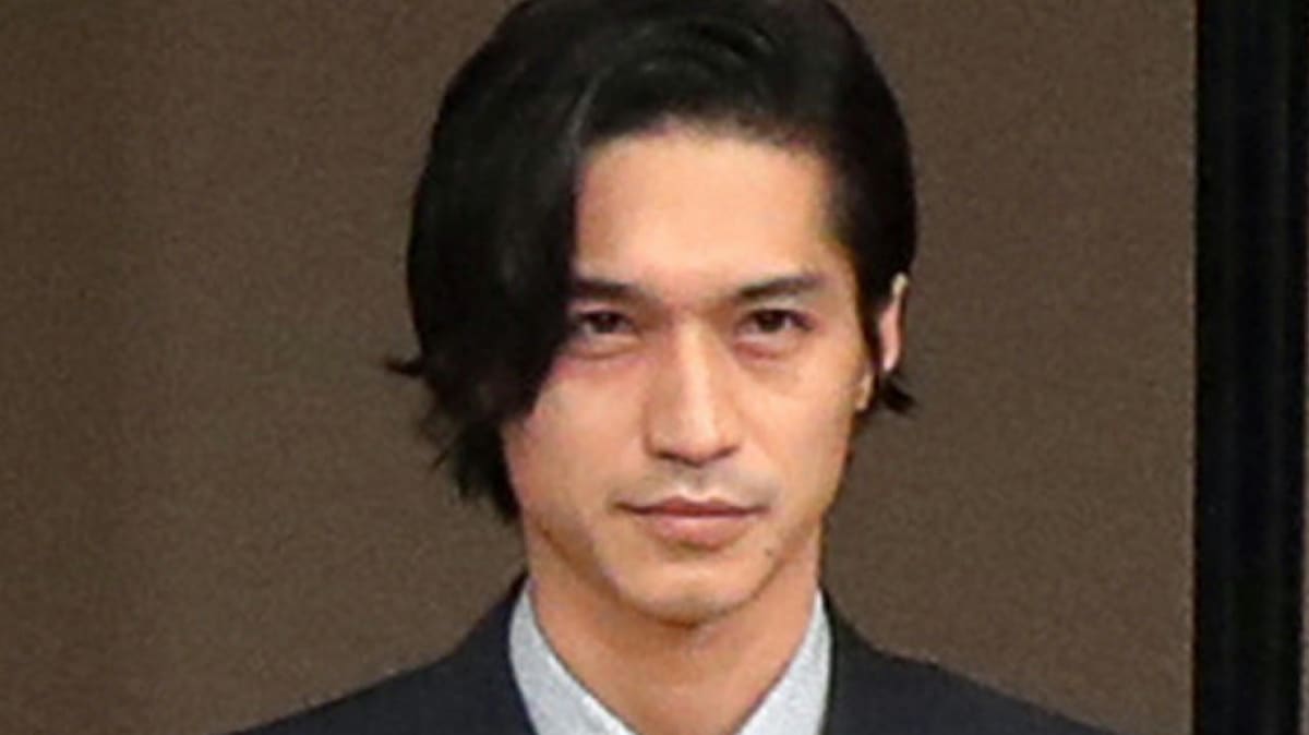 ＼半額SALE／ 錦戸亮「エッチして熟睡」写真 ツアー中の”身勝手な情事”を告発 アイドルグッズ