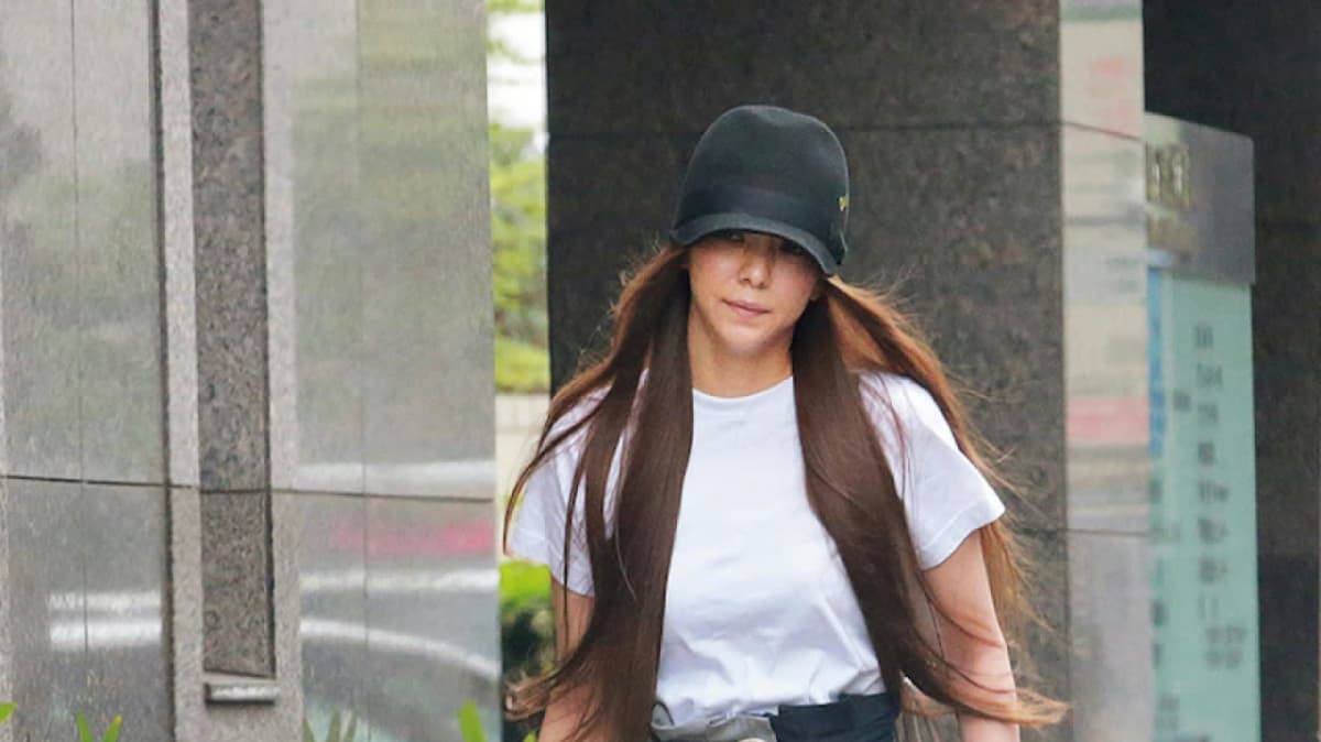 安室奈美恵 ラストライブを控えた歌姫が渋谷ショッピング | FRIDAYデジタル