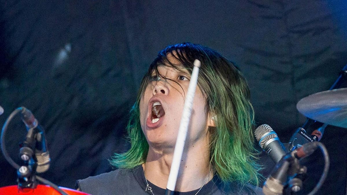 被害者が告発 ”ワンオク”Tomoya「JKとの淫行」現場写真 | FRIDAYデジタル