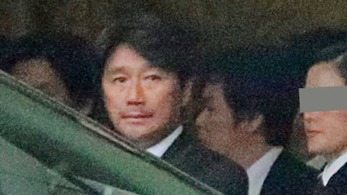 近藤 真彦 妻
