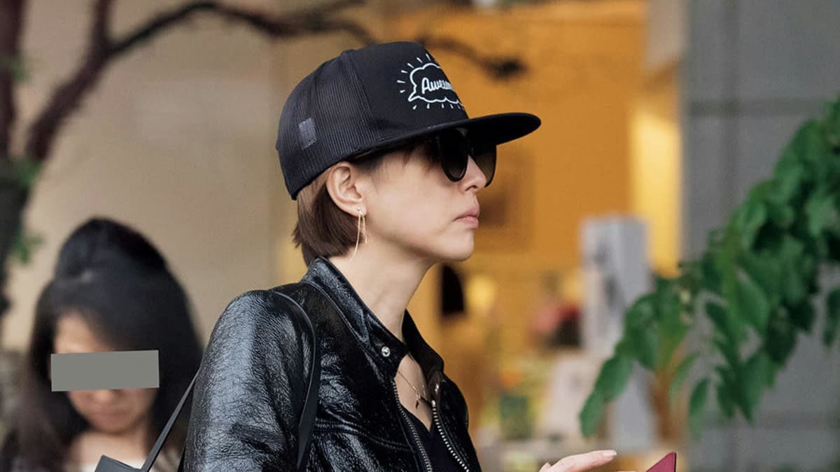 米倉涼子 オフにお買い物 ほぼスッピンでもオーラ抜群