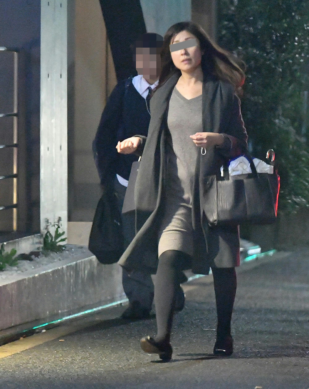飛鳥 涼 妻