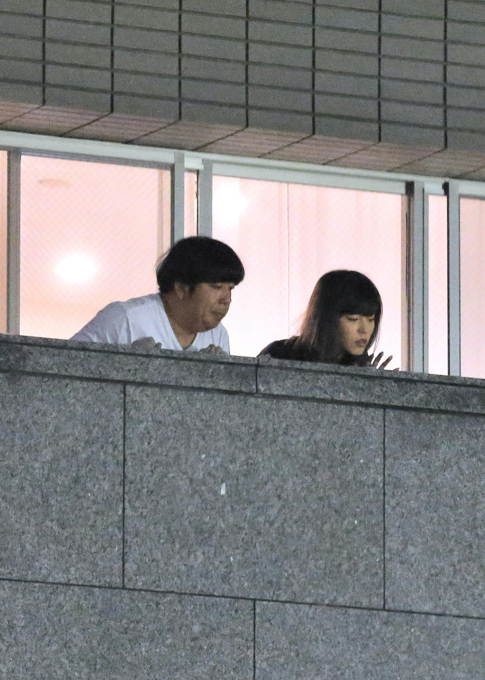 眞鍋 かをり 吉井和哉