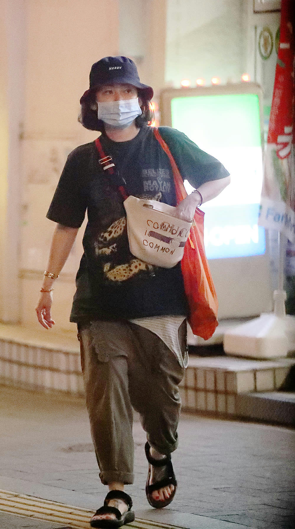 グレイ テル 離婚