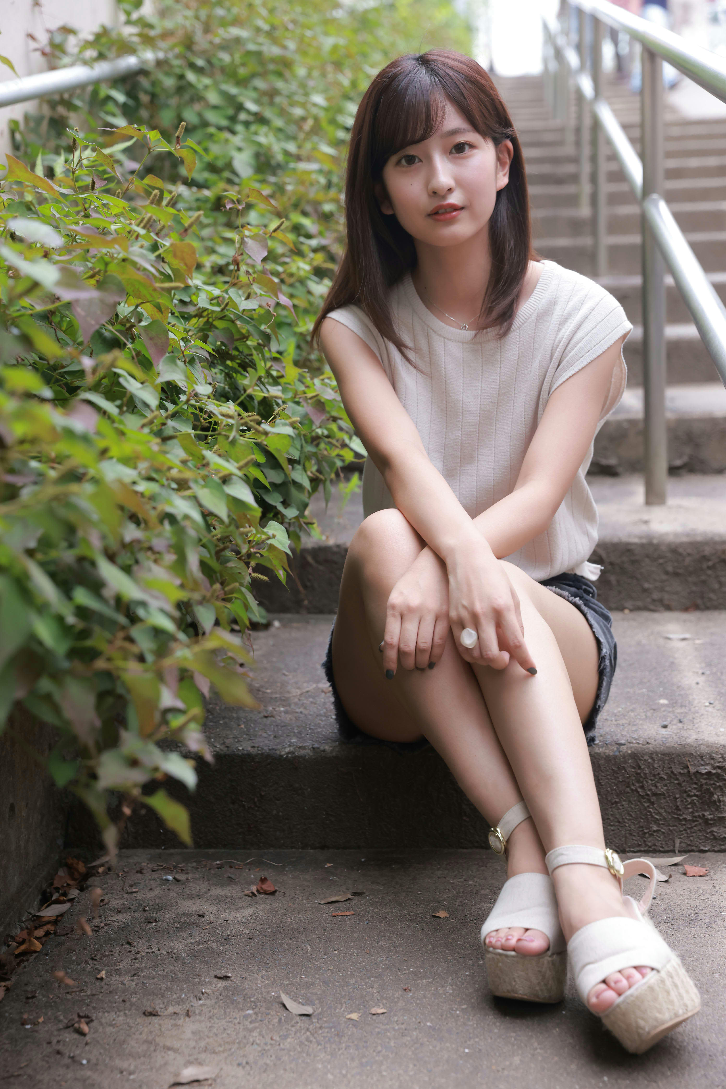 斉藤里奈　フライデー 