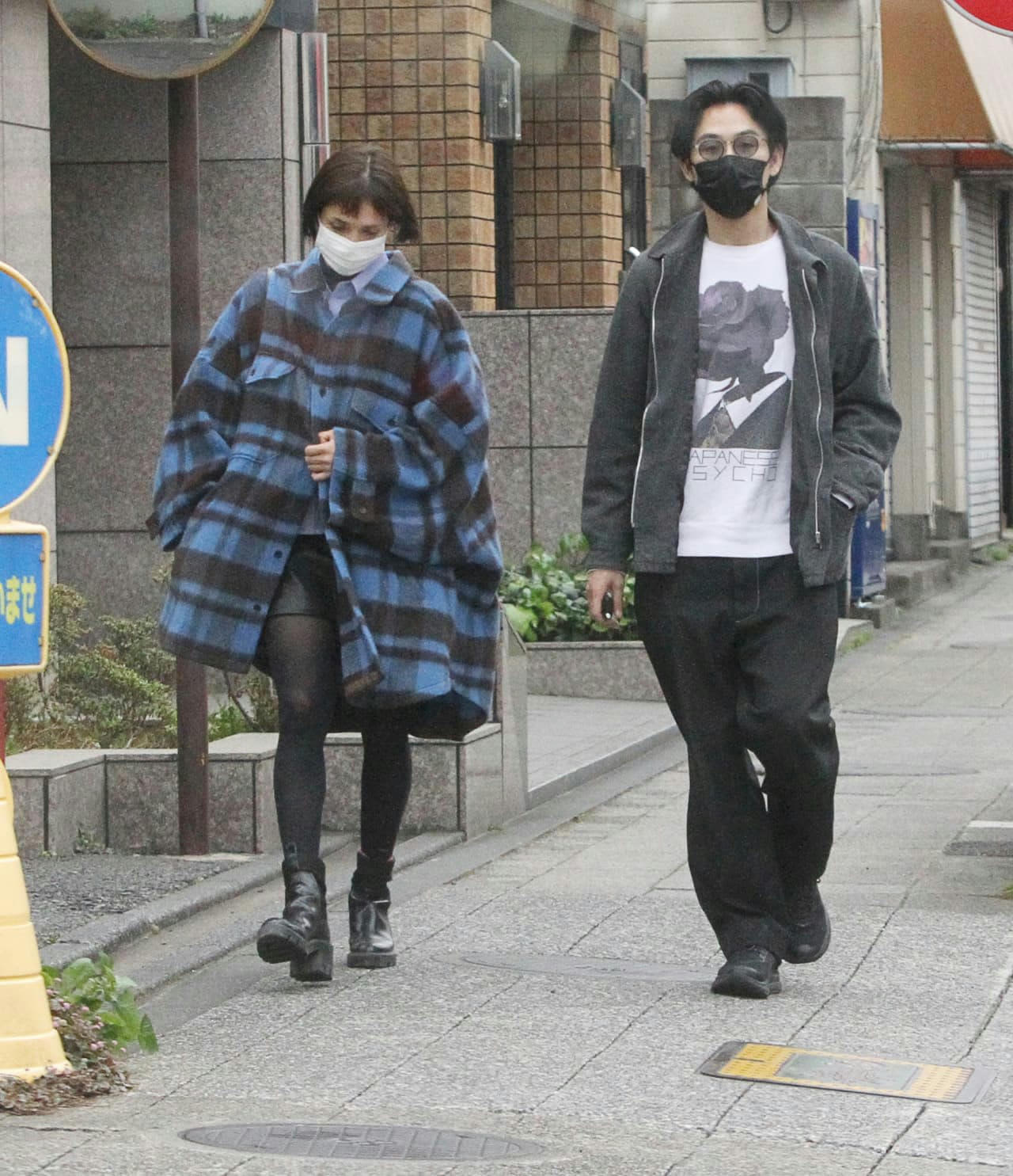 モーガン 茉 愛 羅 松田 龍平