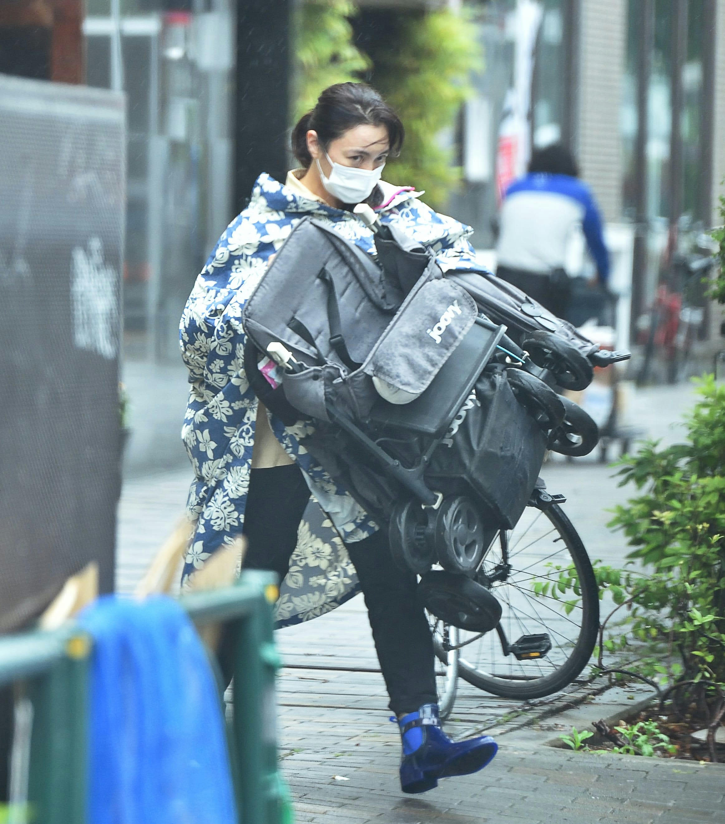 仲間 由紀恵 双子 写真
