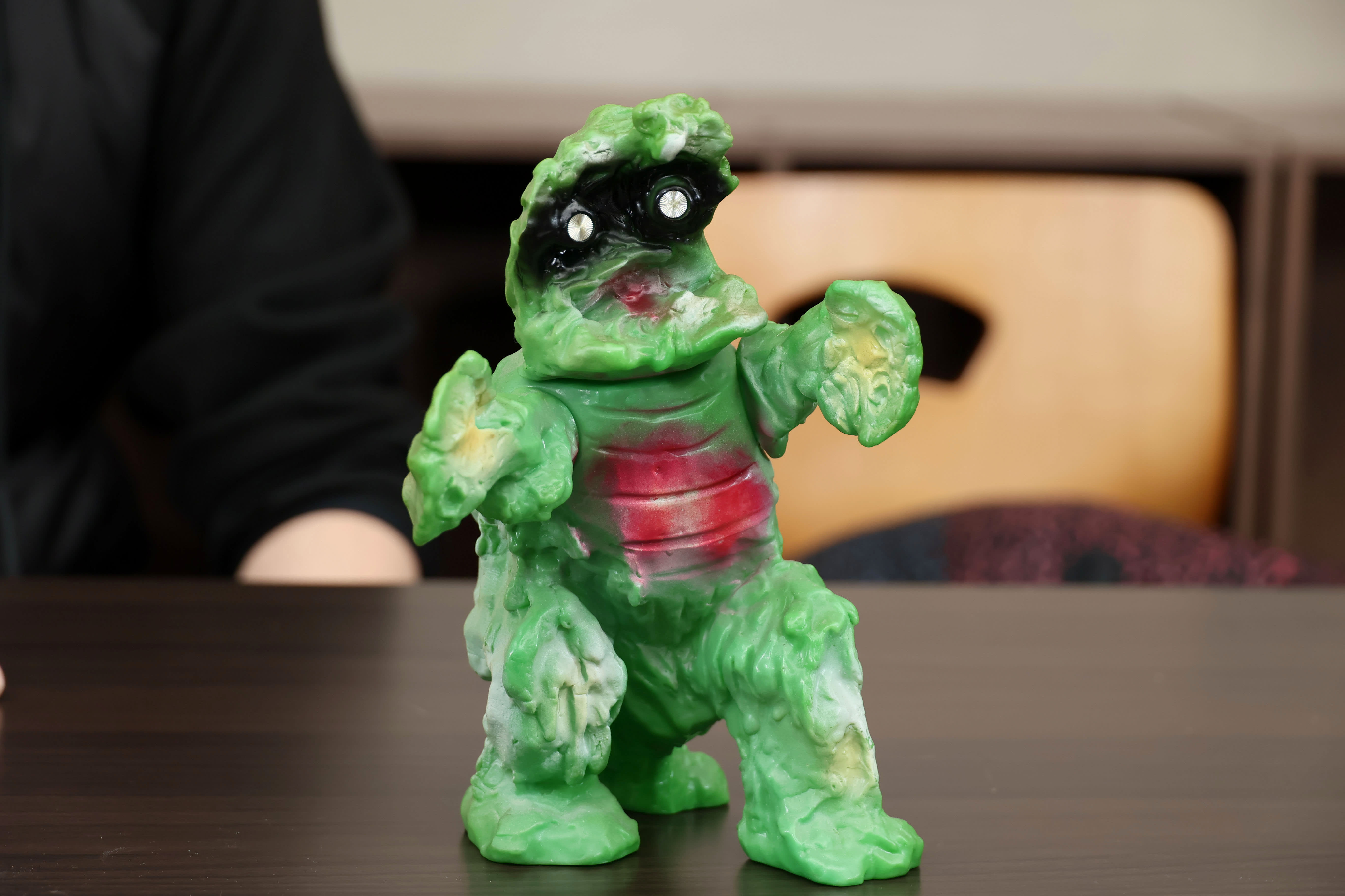 フォトギャラリー12枚目 「パチ怪獣ソフビ」を集める男が飛び込んだ