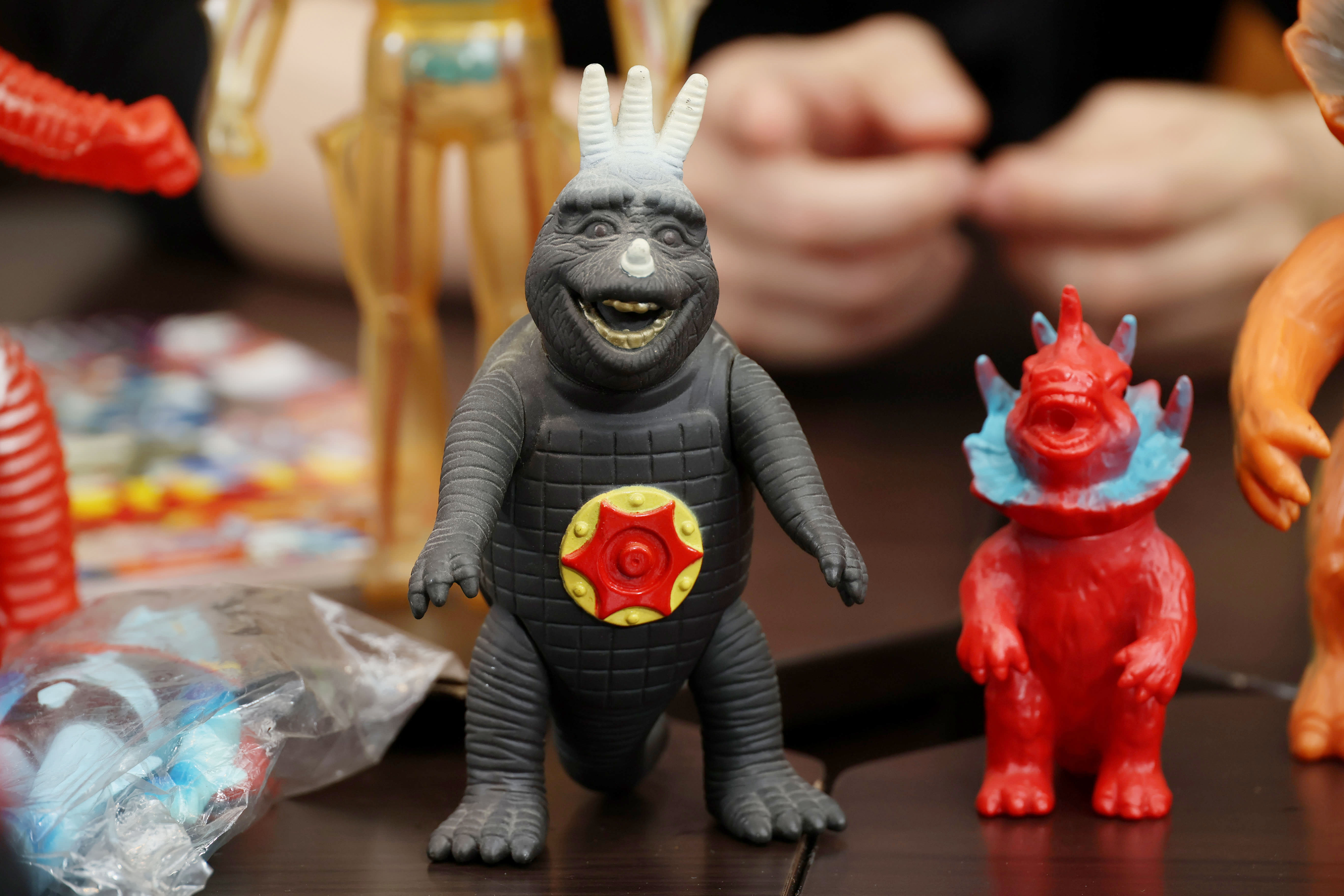 パチ怪獣ソフビ」を集める男が飛び込んだ奥深きパチモノの世界 パチ怪獣ソフビ」を集める男が飛び込んだ奥深きパチモノの世界
