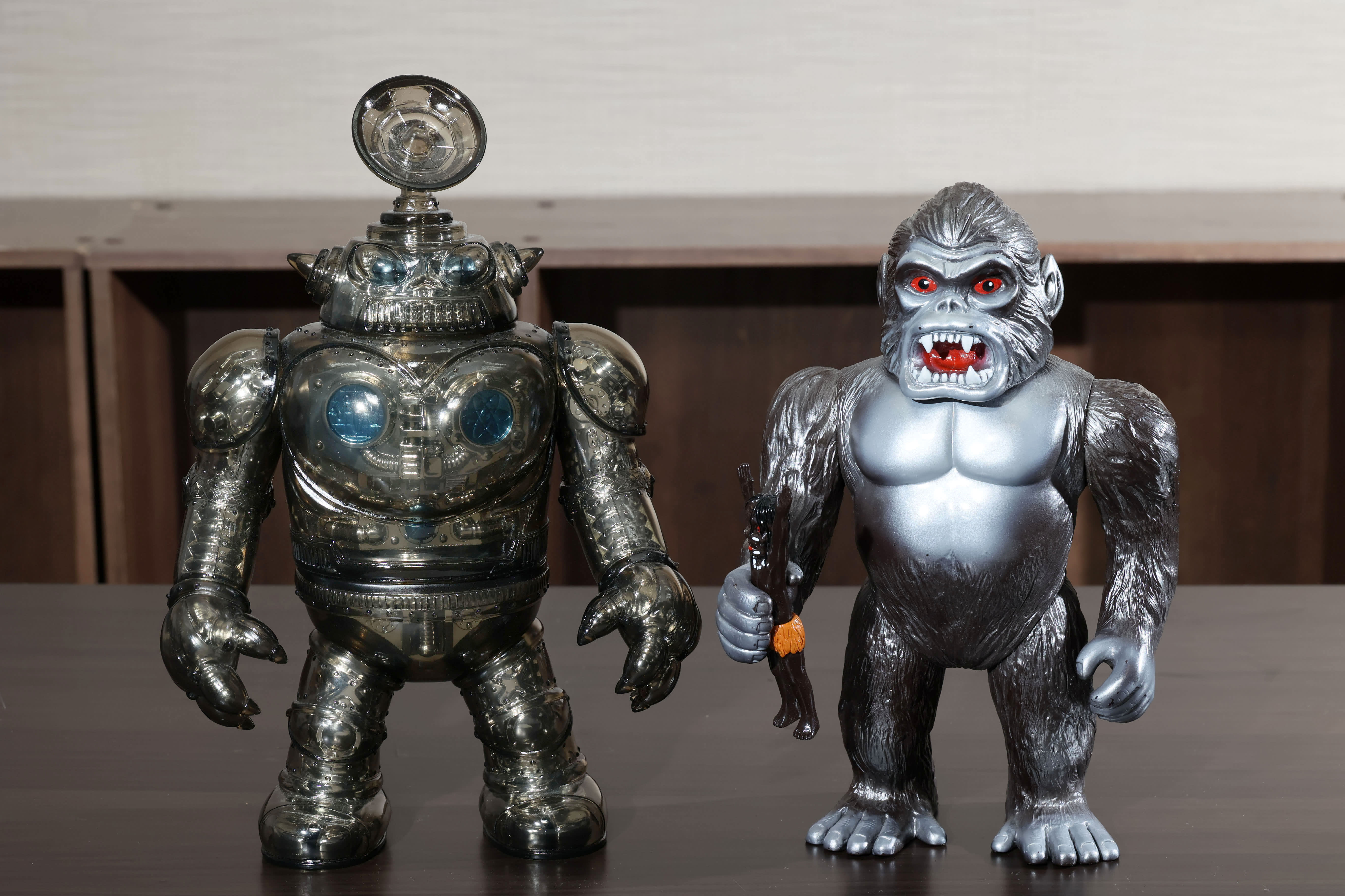 フォトギャラリー12枚目 「パチ怪獣ソフビ」を集める男が